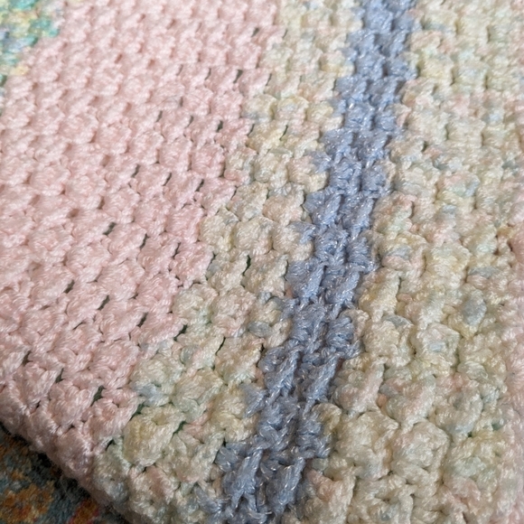 Vintage Handmade Pastel Shimmer Stripe Crochet Afghan Large Blanket Throw OS - Picture 6 of 6